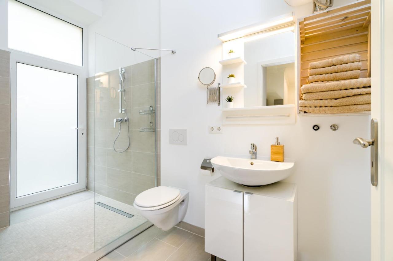 The Lohmeyerstr Hh, 2 Bed Rooms Up To 5 People Берлин Экстерьер фото